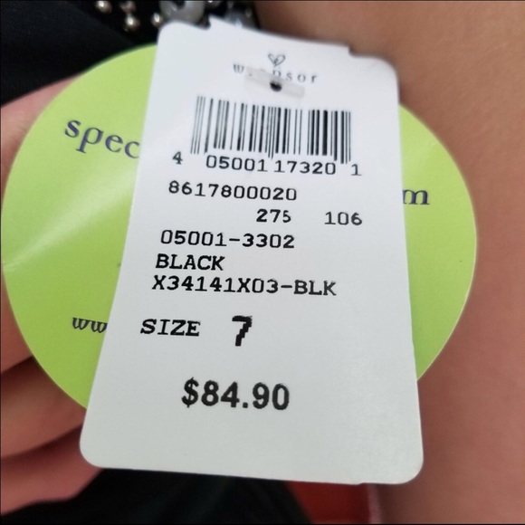 Black dress - Picture 3 of 3